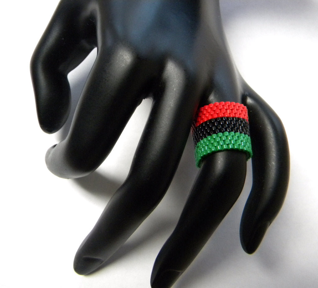 Beadweaved black red and green unisex ring